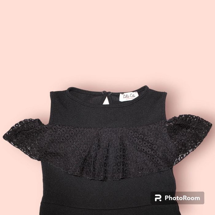 Lot de deux magnifiques robes noires taille 8 ans - photo numéro 2