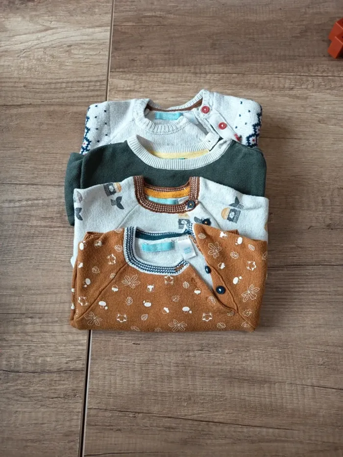 Lot de pulls 3 mois Obaibi