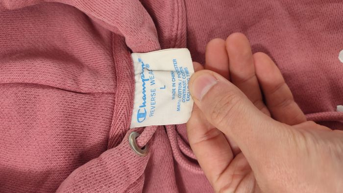 Vêtement vintage de marque Pull sweat à capuche Champion rose L #D84 - photo numéro 2