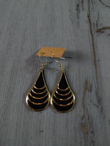 Boucles d'oreilles neuves