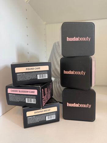 Poudre Huda beauty 