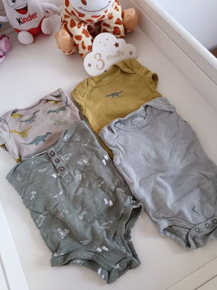 Lot body taille 3 mois
