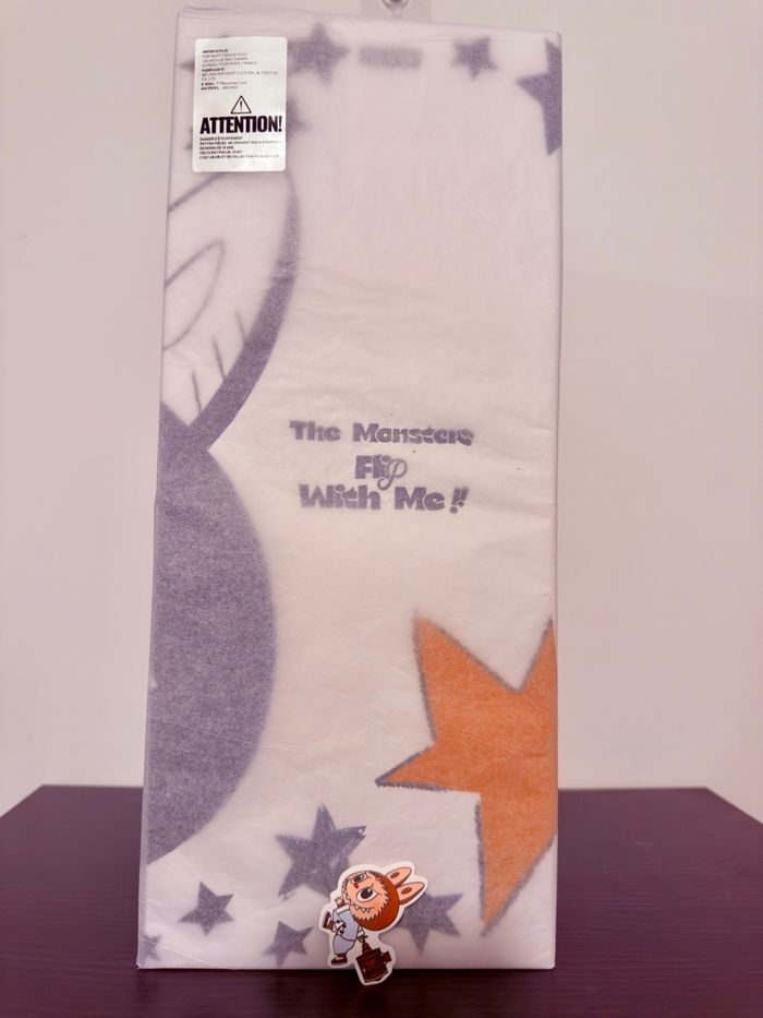 Labubu “Flip With Me” PopMart – Neuf, jamais ouvert ! - photo numéro 2