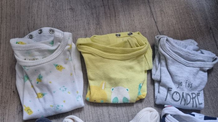 Loy de bodies 3 mois - photo numéro 3