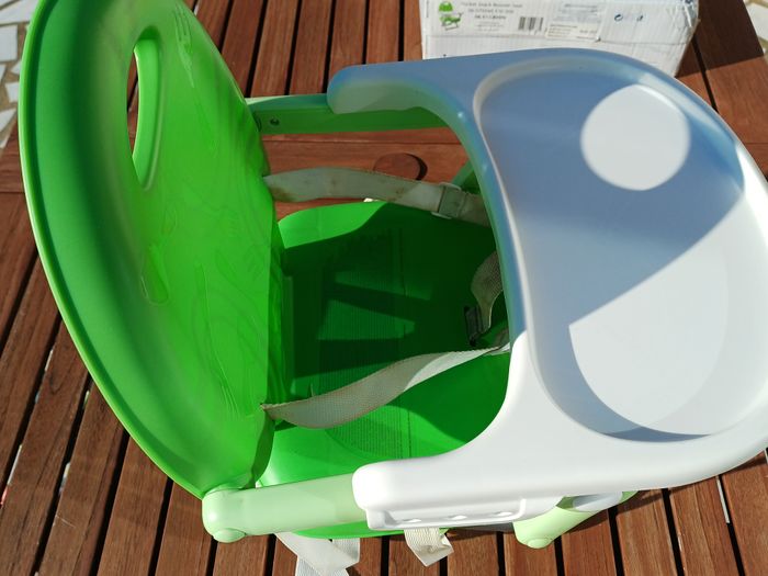 Rehausseur de chaise Chicco 6 mois (réf perso rehausseur)(familleac72) - photo numéro 5