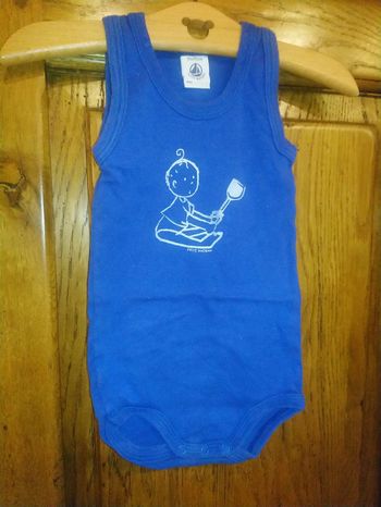 Joli body petit bateau 12 mois