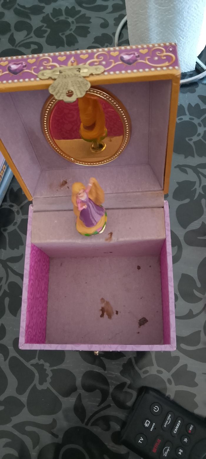 Boîte a musique Raiponce - photo numéro 2