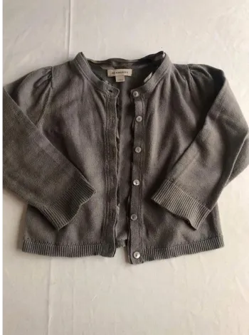 Gilet  Burberry authentique 3 ans  en parfait  état