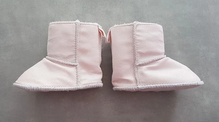 Bottons 6-9 mois - photo numéro 2