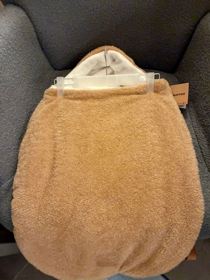 Nid d’Ange Teddy marron clair Nattou Neuf non utilisé - photo numéro 1