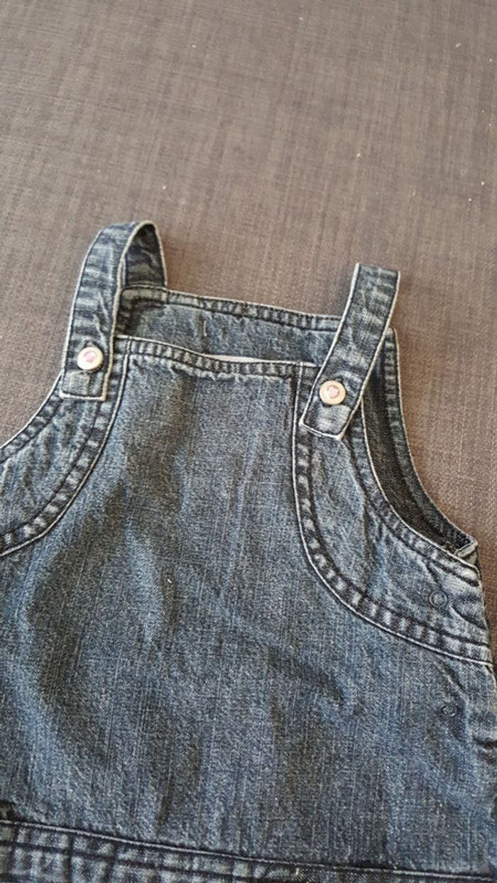 Robe. - photo numéro 3