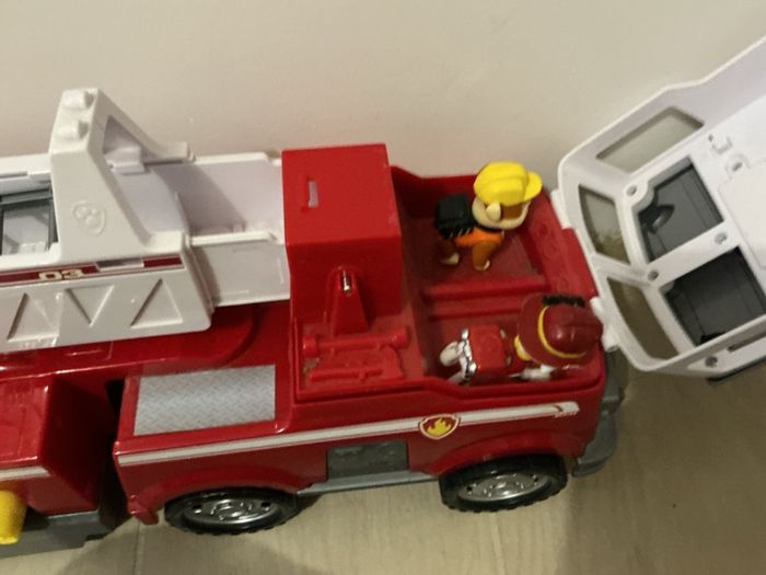 Grand camion de pompier marcus pat patrouille / paw patrol - photo numéro 3