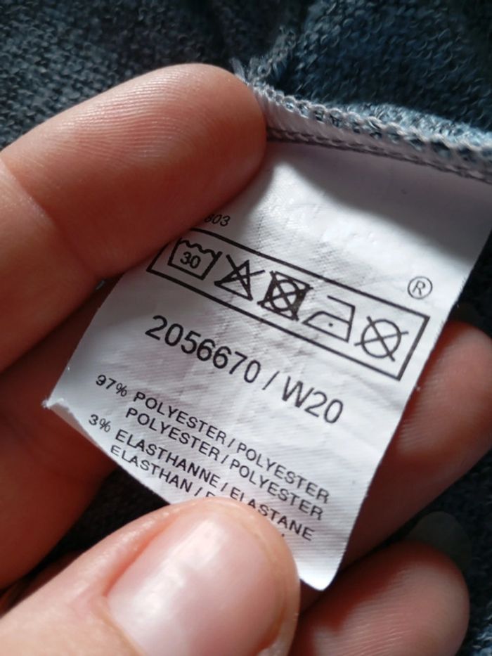 Pull col V taille 3 - photo numéro 5