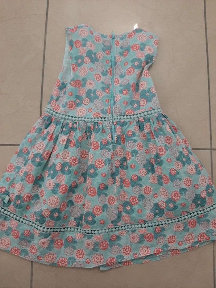 Robe 5 ans - photo numéro 2