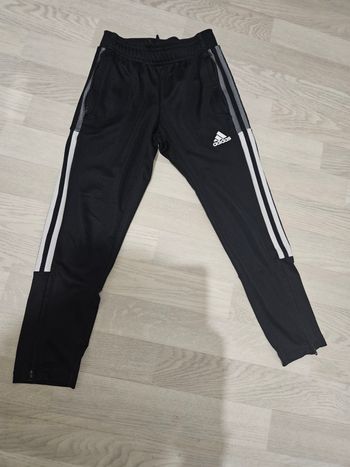 Jogging 7-8 ans Adidas