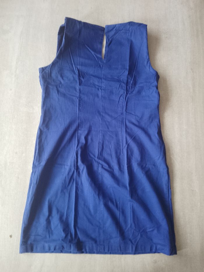 Robe courte - photo numéro 2