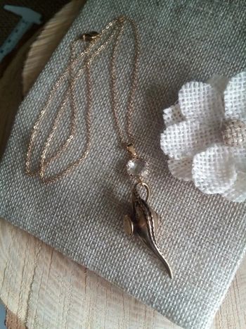 Collier pendentif lampe génie magique