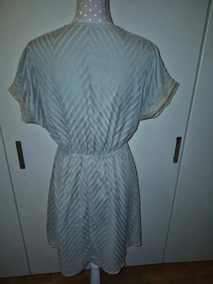 Robe neuve légère - photo numéro 6