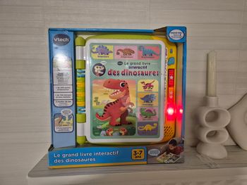 VTECH le grand Livre Interactif des Dinosaures
