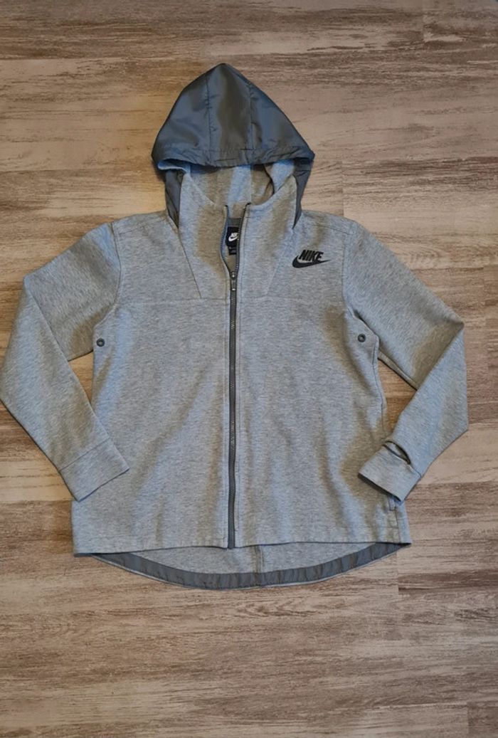 Veste à capuche Nike femme taille 38