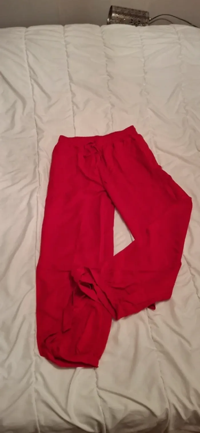 Pantalon rouge Fendue neuf Taille l