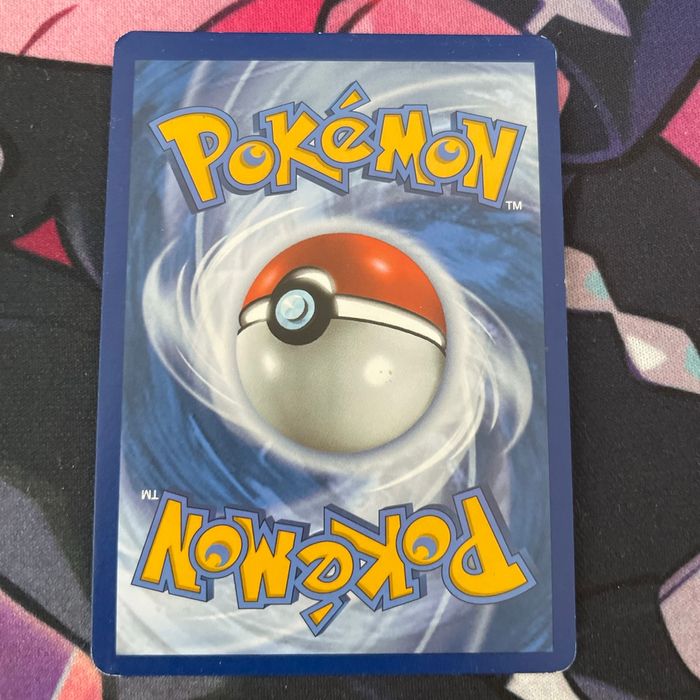 Pikachu de célébration - photo numéro 2