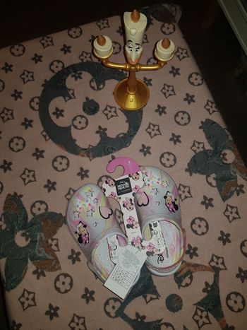 Sabit Minnie