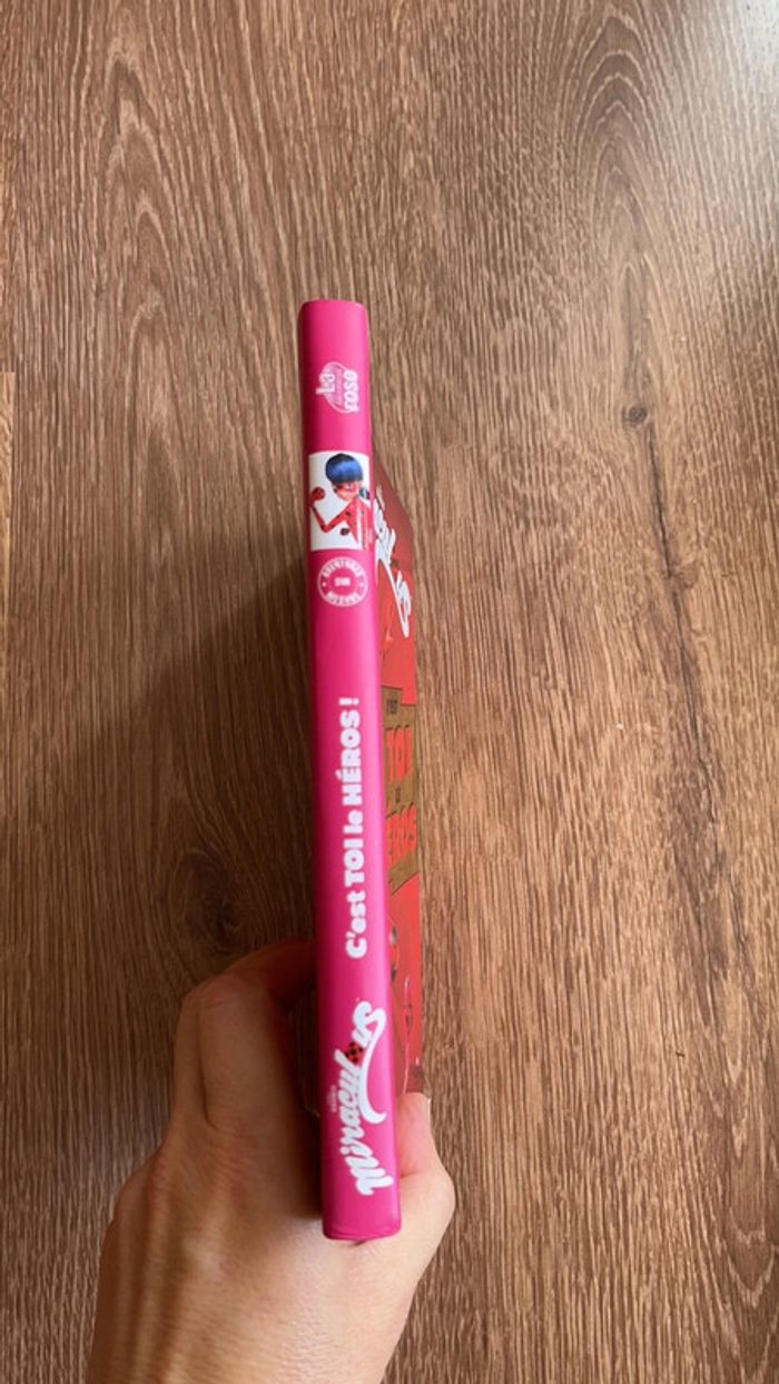 Livre Miraculous c’est toi le héros - photo numéro 2