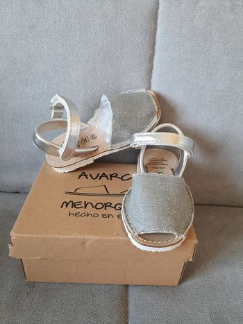 Sandales nu-pieds minorquines Avarca Menorquina pointure 25 neuf avec étiquettes