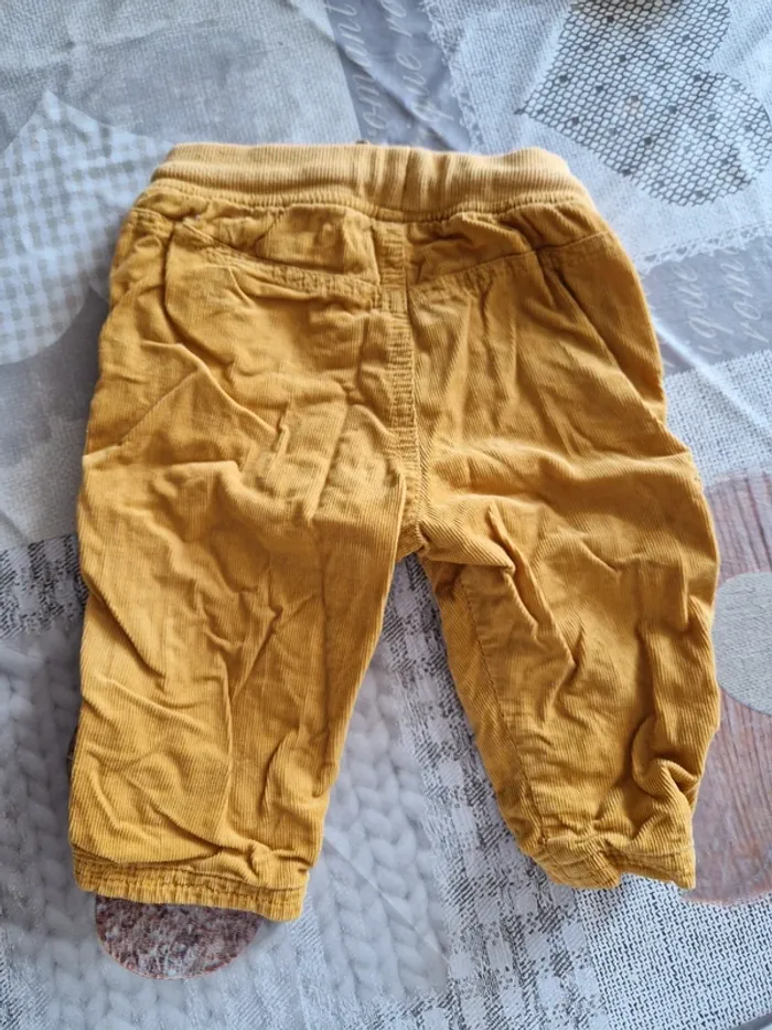 Pantalons 9 mois - photo numéro 3