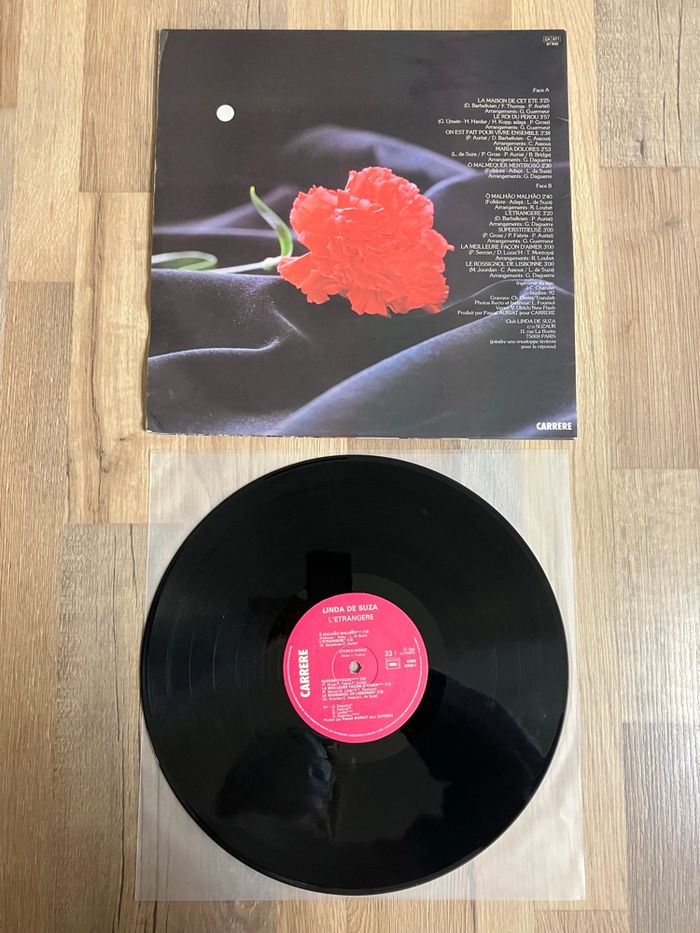 Vinyle 33 tours-Linda de Suza-L’étrangère - photo numéro 2