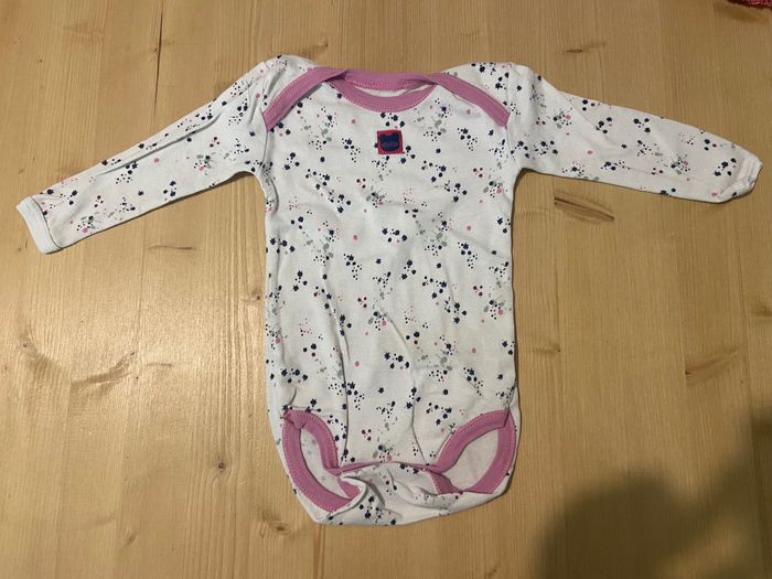 Lot 9 mois - photo numéro 4