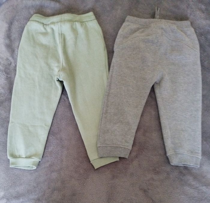 Lot pantalons de jogging 24 mois - photo numéro 5
