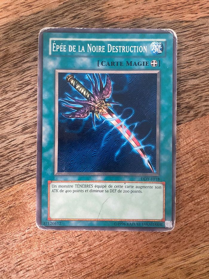 Carte Yu-Gi-Oh! Épée de la noire destruction DDY-F018 1996