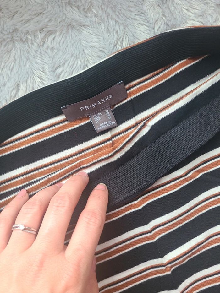 Jupe primark taille M 38 - photo numéro 2