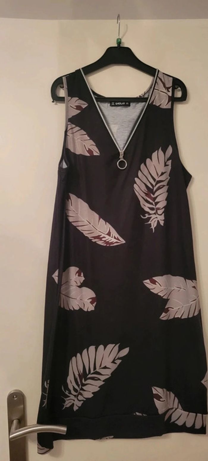 Robe droite courte Sheilay