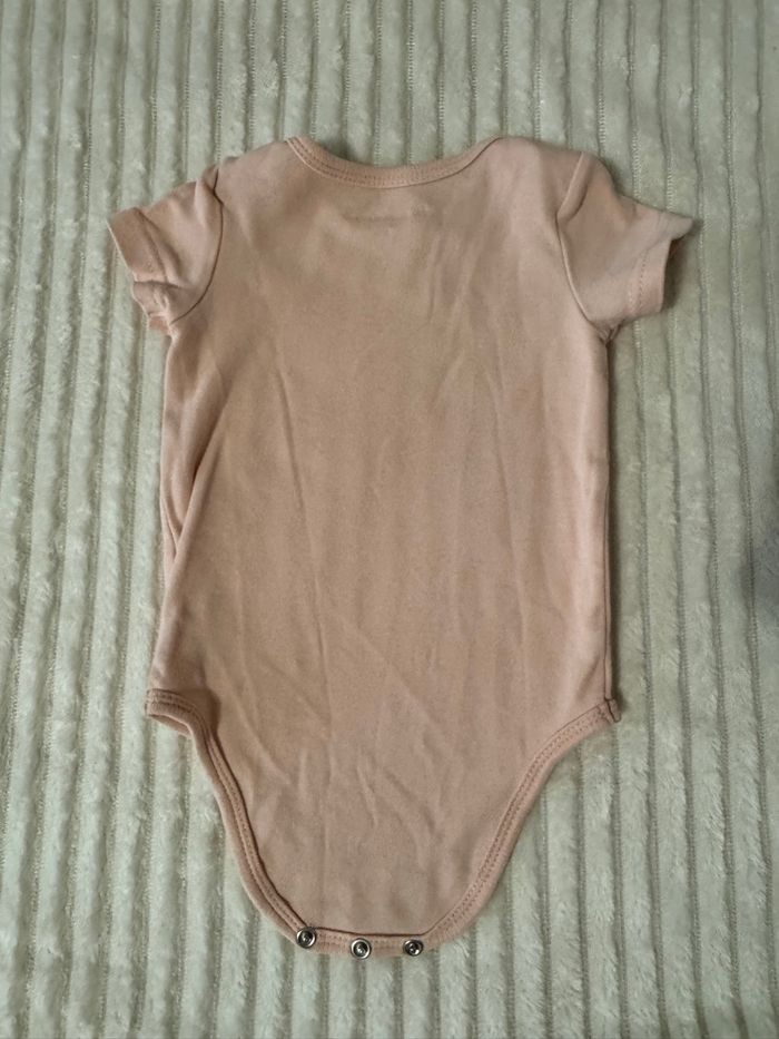 Lot de Bodies - manches longues- blanc, rose - In Extenso - 6 mois - excellent état - photo numéro 6