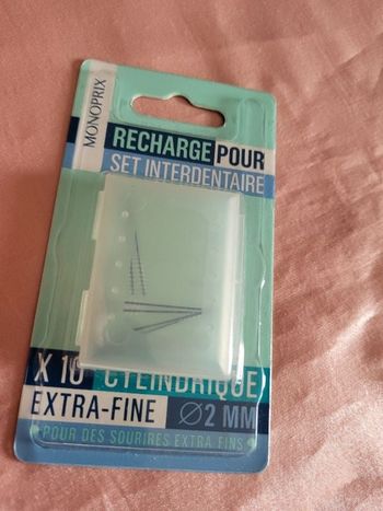 Cylindre interdentaire 10 ,monoprix neuf 2mm