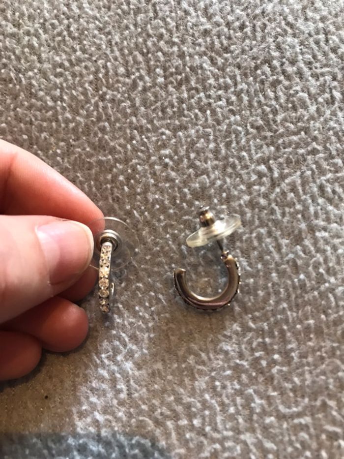 Boucles d’oreilles avec strass