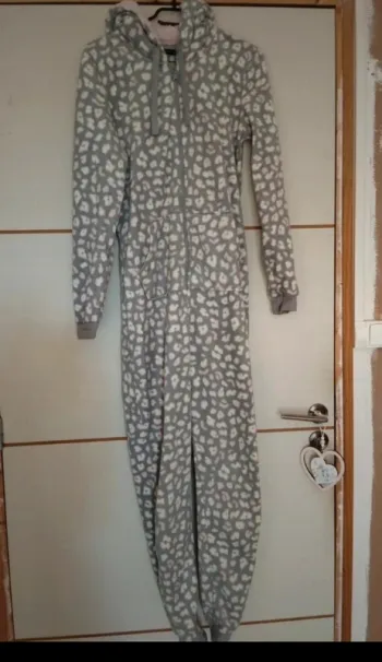 Combinaison pyjama esmara taille XS