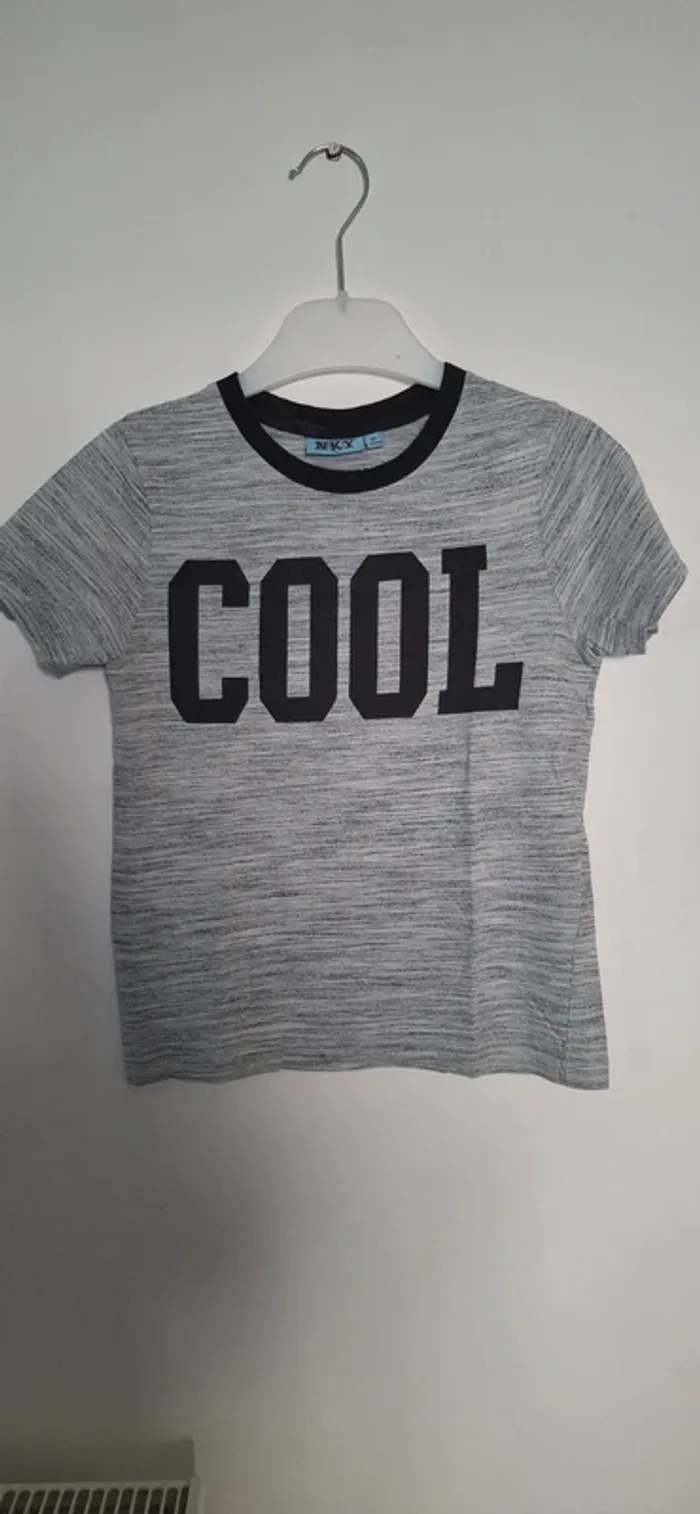 T-shirt enfant NKY Taille 128 cm / 8 ans Modèle "COOL"