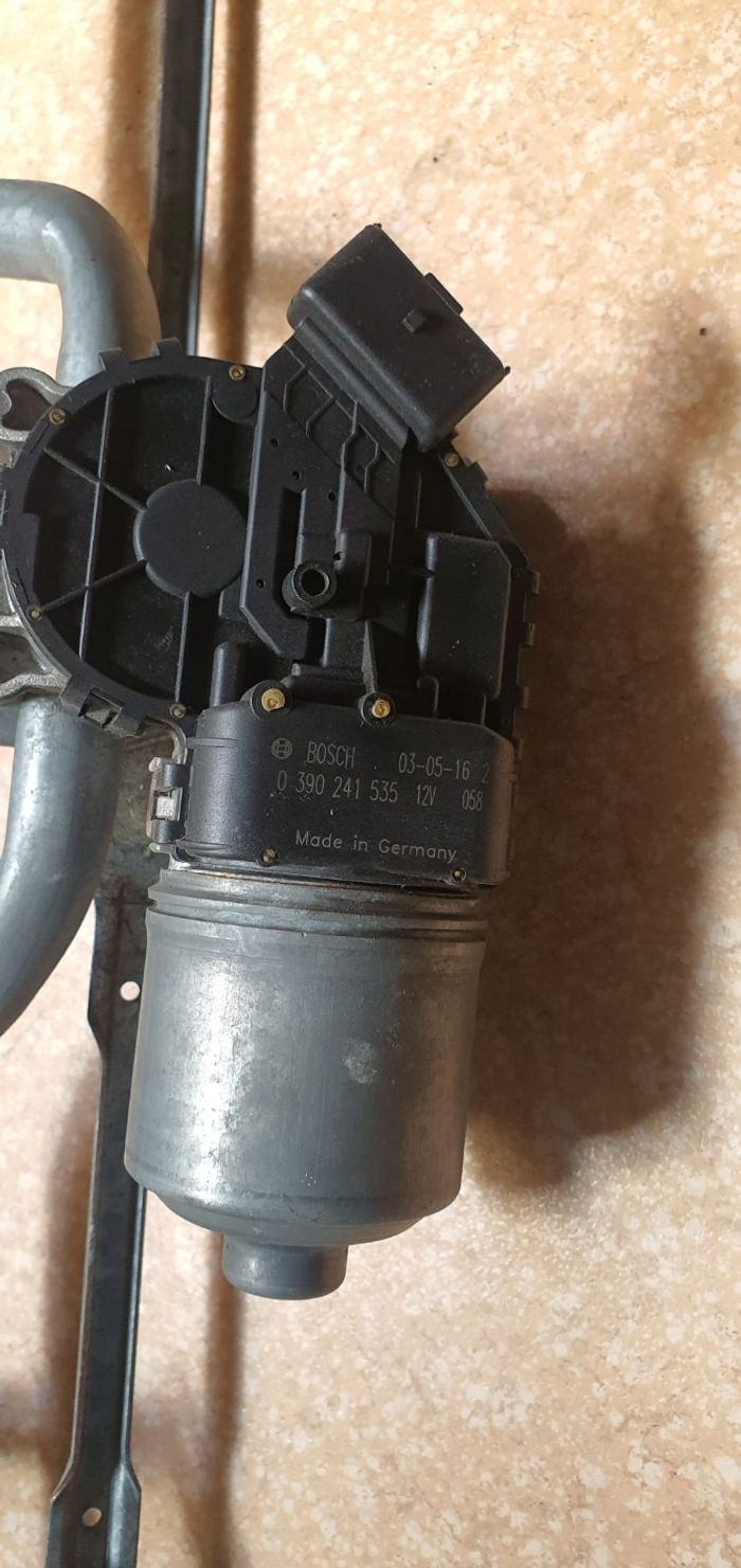 Moteur essuie glace - photo numéro 2