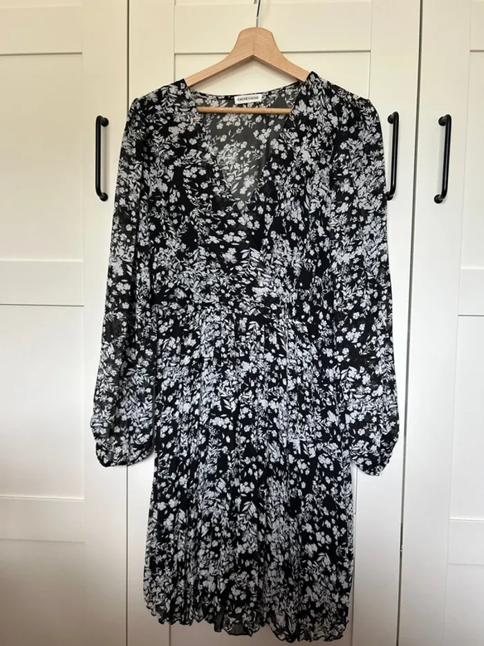 Robe cache cœur manches longues