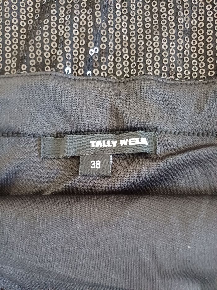 Robe fête - photo numéro 3