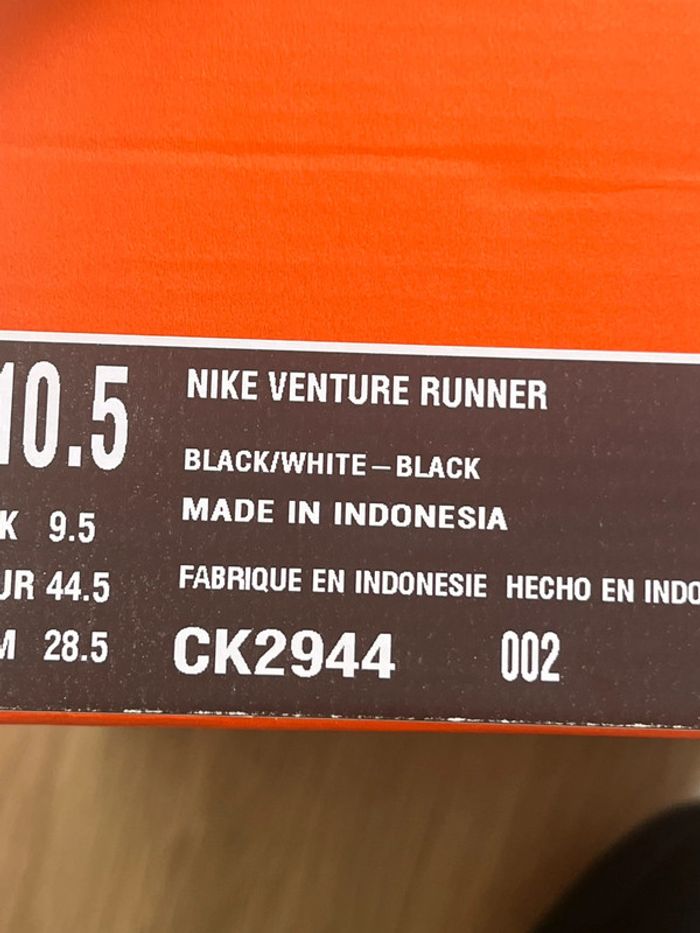 Chaussure Nike venture runner - photo numéro 6