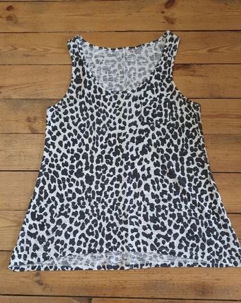 Débardeur blanc imprimé tâches léopard