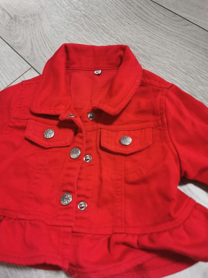 Veste jean rouge bébé / 6 mois - photo numéro 2