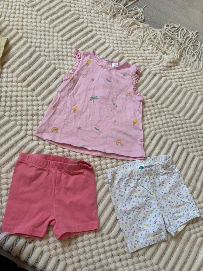Lot 2 short 1 tee shirt fille 12 mois TEX