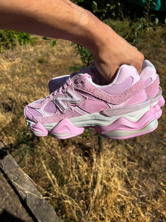 New Balance 9060 Exclusivité ASOS Pink Overdye - taille 38,5 - photo numéro 5