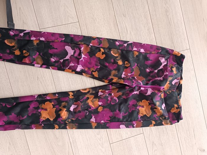 Legging lefties
